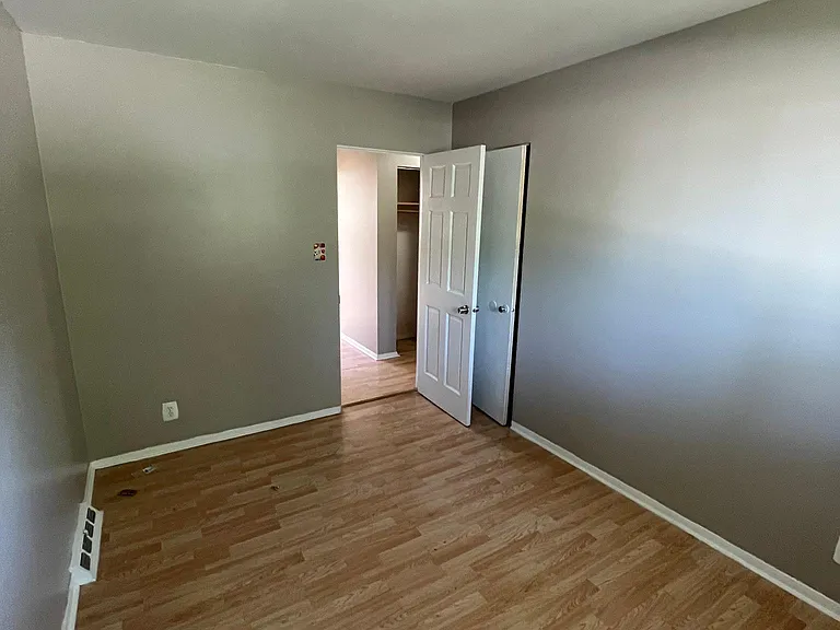 1706 Lilac Ct — Photo 3