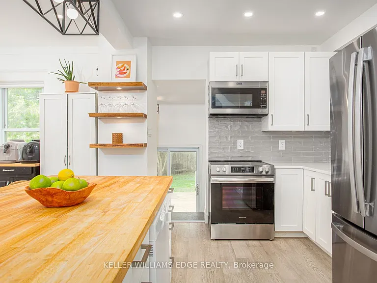 826 Beach Blvd — Photo 13