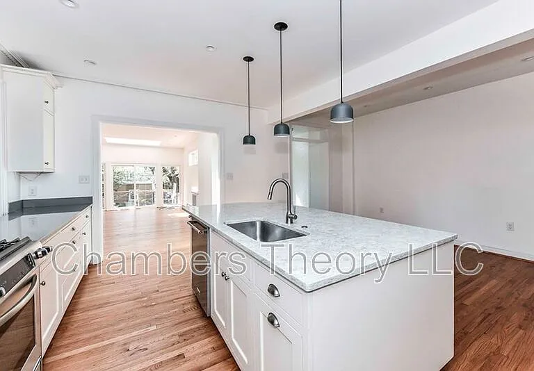 3222 Klingle Rd NW — Photo 11