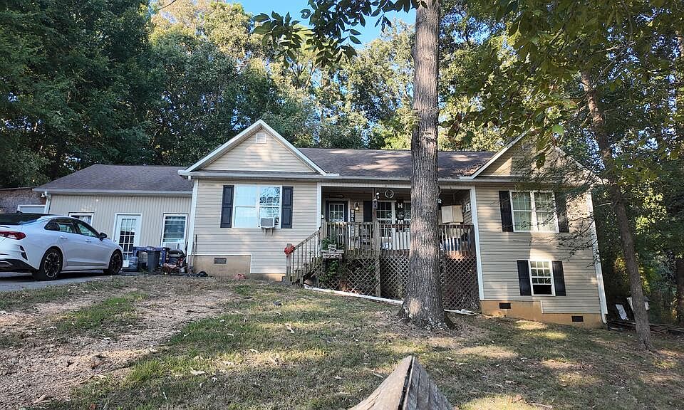 1st image of 208 Old Fairmount Hwy SE