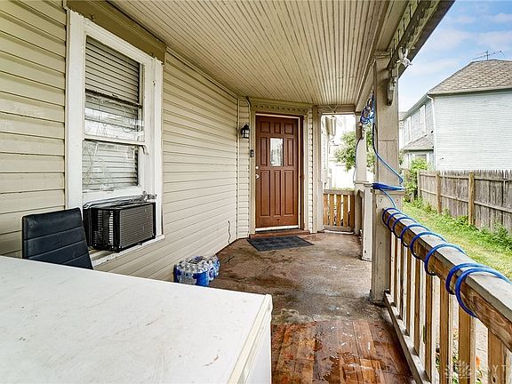 5th image of 653 Maryland Ave