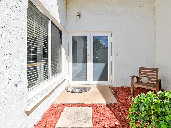 4th image of 3802 NW 1st Pl