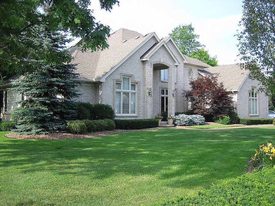 1st image of 706 Gleneagles