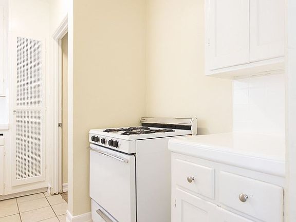 5th image of 3046 Canon St