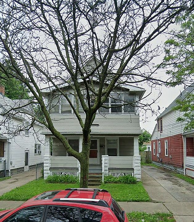 1st image of 3621 W 47th St