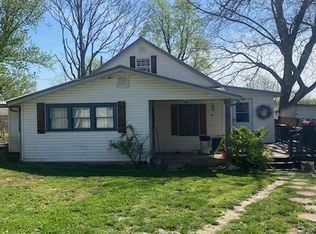 511 S Spruce St, Harrison, AR 72601