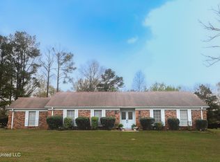 161 Traviswood St, Jackson, MS 39212