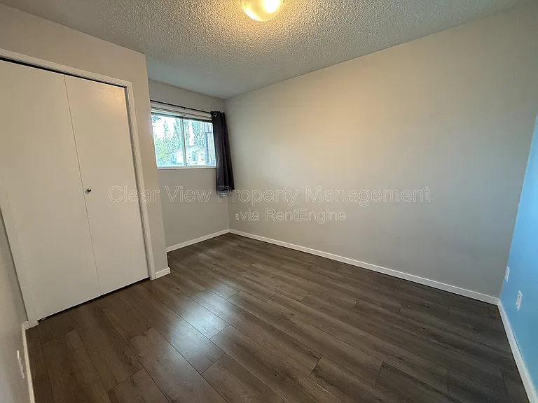 625 Columbia Blvd W #B — Photo 8