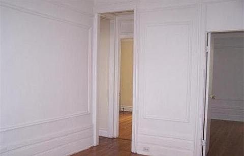 1st image of 3096 32nd St