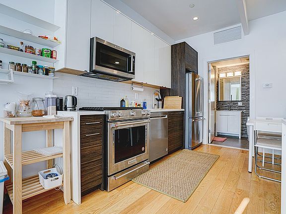3rd image of 205 Mac Dougal St #1A