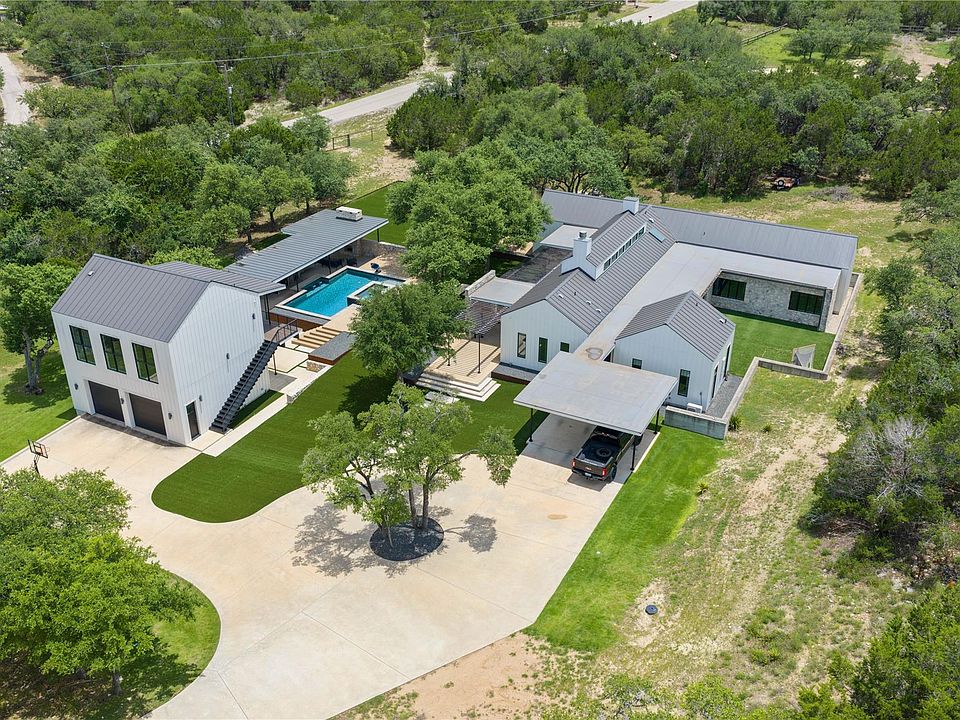 1st image of 103 Victorian Oaks Ln