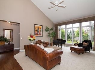 645 Appoline Ct, Rochester, MI 48307