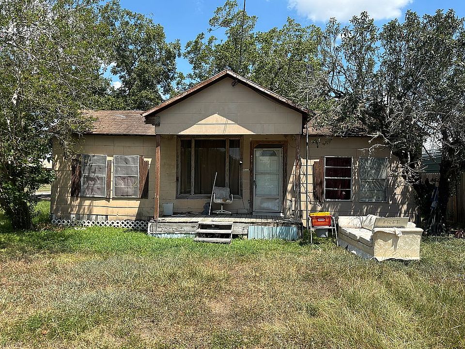 1st image of 318 W Texas St