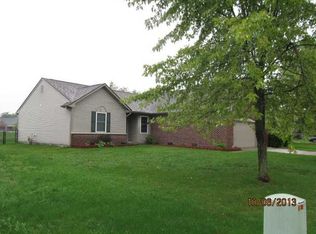 737 Franklin Lakes Blvd, Franklin, IN 46131