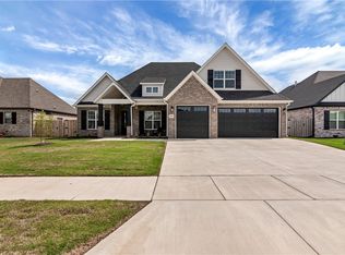 1505 Pack Cv, Lowell, AR 72745