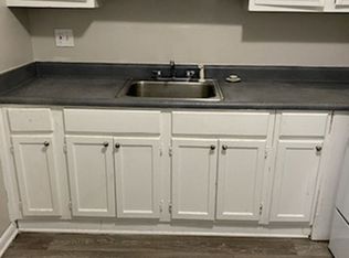 915 E 2nd St #97E253812, Winston Salem, NC 27101