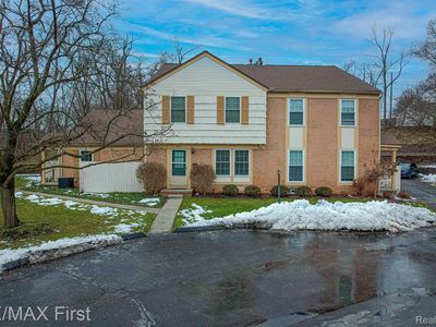 276 1st St #1, Rochester, MI, 48307