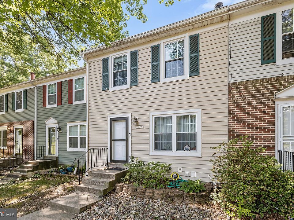 947 Saint Michaels Dr, Bowie, MD 20721, MLS# MDPG2071972