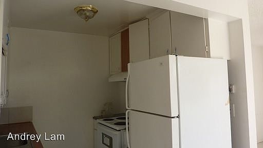 2nd image of 502 S Johnson Ave