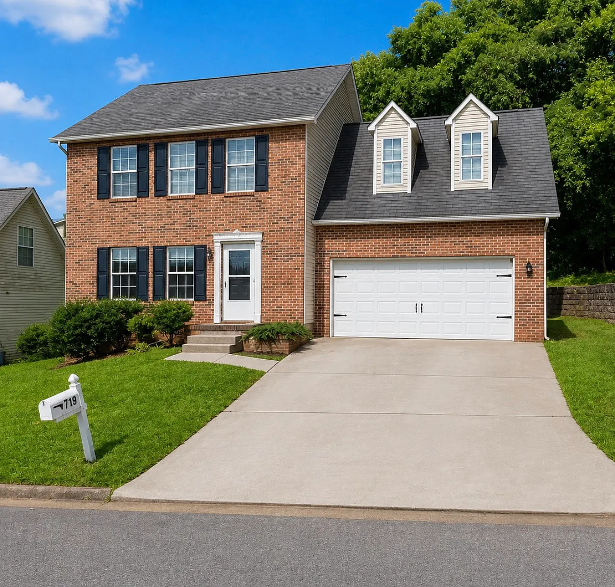 719 Colony Village Way — Photo 1