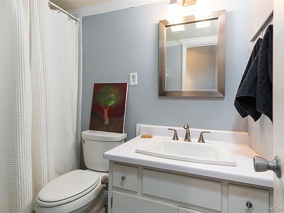 3rd image of 1121 N Albion St APT 210