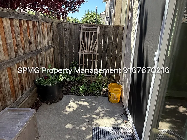 1456 Impressionist Loop — Photo 39