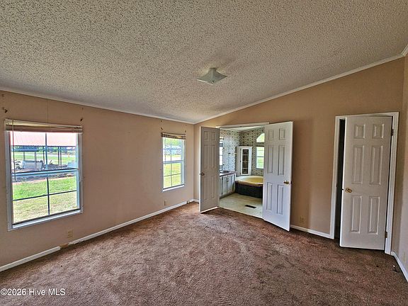 3rd image of 608 Old Whiteville Road
