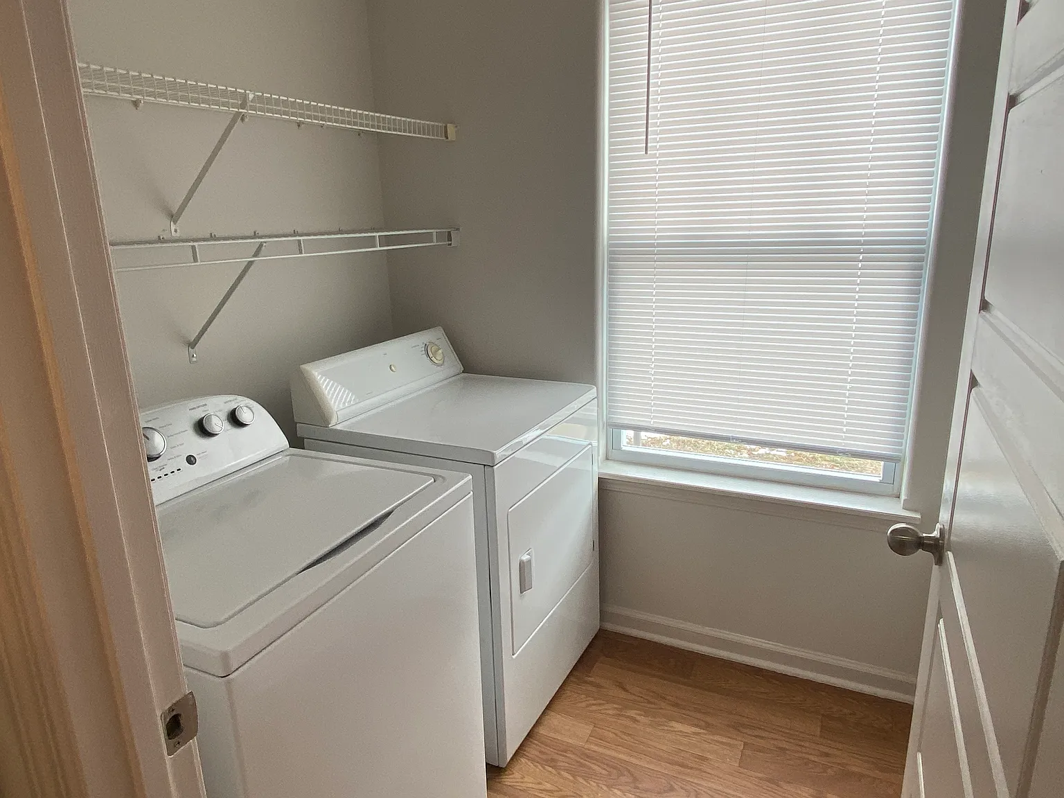 3 bed, 2.5 bath, 1280 sqft, $1,845 — Photo 4