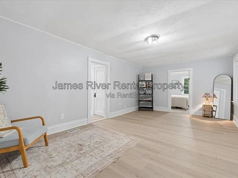 10049 Oakville Rd — Photo 15