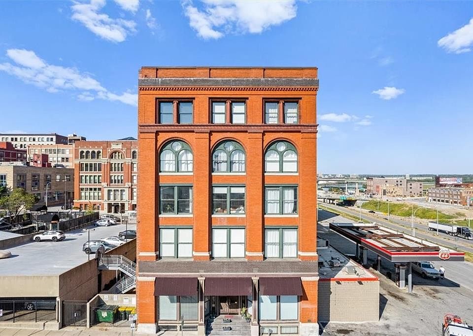 609 Central St APT 1107, Kansas City, MO 64105 | Zillow