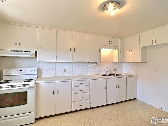 Kitchen, refrigerator will be provided.