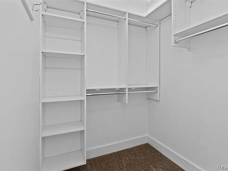 6533 E Jefferson Ave #604 — Photo 24