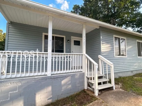 1925 2nd Ave, Calera, AL 35040