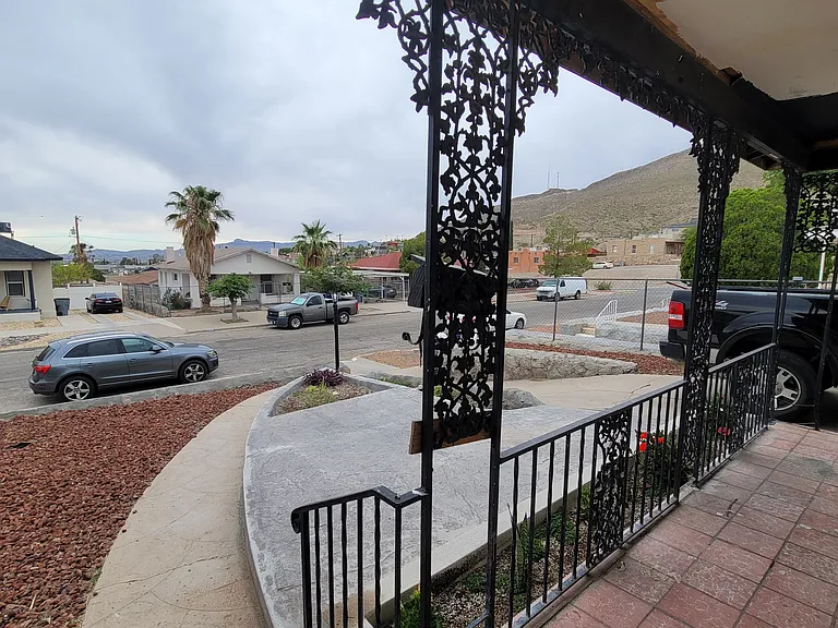 2513 Louisville Ave — Photo 2