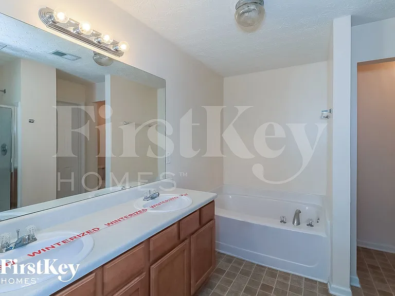 2267 Baker Station Dr — Photo 11