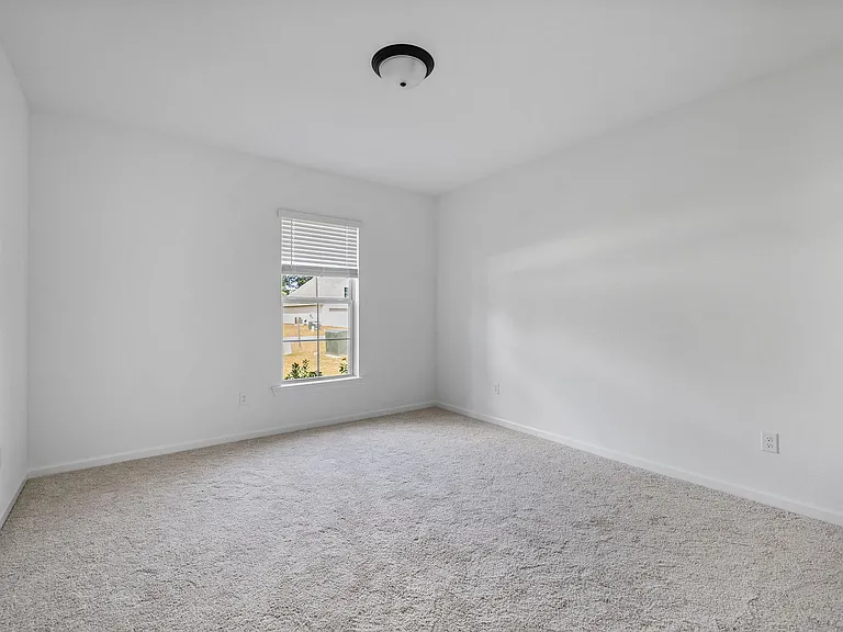 181 Southgate Dr — Photo 9
