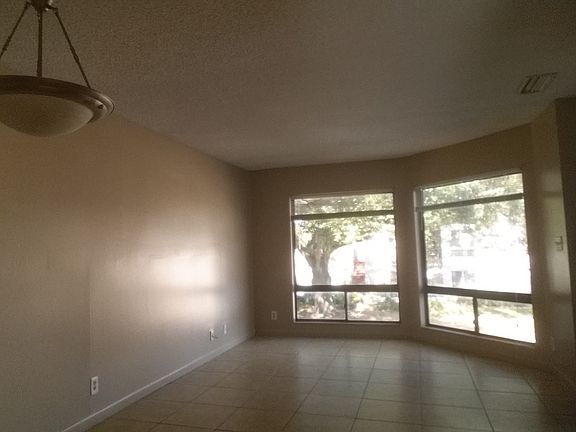 4th image of 2546 Lemontree Ln
