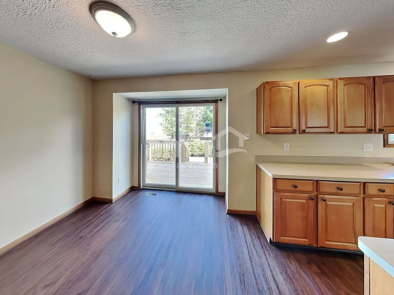 242 Iris Trail Dr — Photo 4