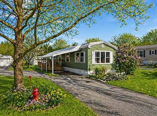 9 Valley Forge Rd, Taunton, MA 02780