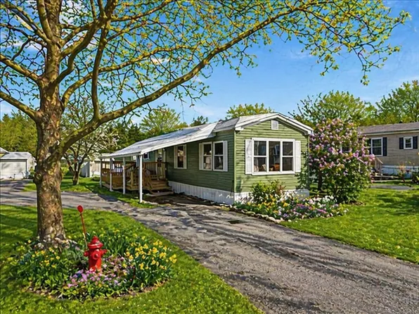 9 Valley Forge Rd, Taunton, MA 02780
