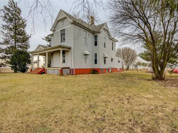 5769 E Andrews Street Rd, Dalton City, IL 61925