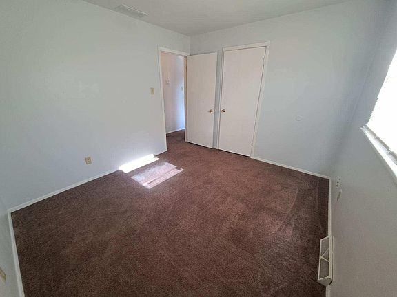 5th image of 3353 Brown St #3353