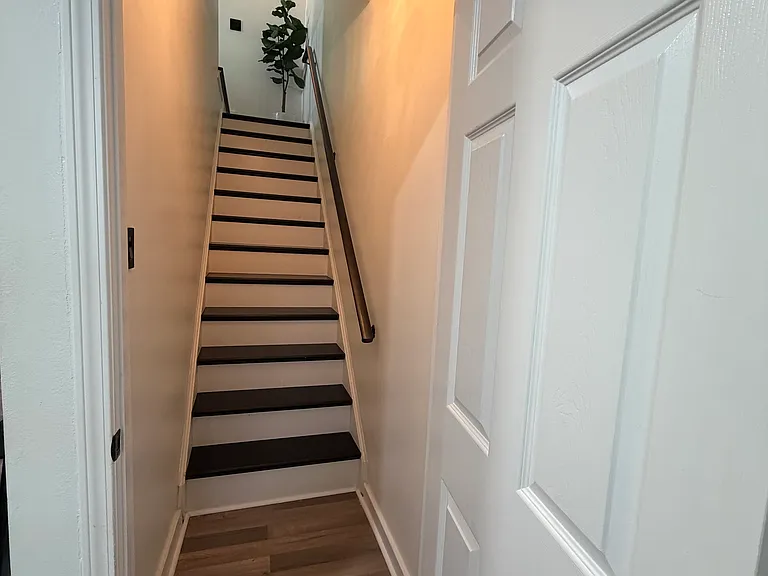 2376 Hunters Square Ct — Photo 18