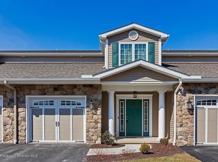 48 Wyndham Rd, South Abington Township, PA 18411