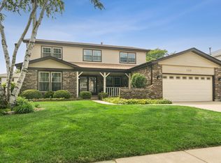 580 Sycamore Ln, Wheeling, IL 60090