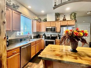 13502 Palm Beach Dr, Caldwell, ID 83607