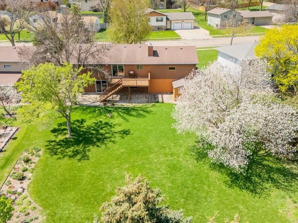 5728 W Coughran Ct, Sioux Falls, SD 57106