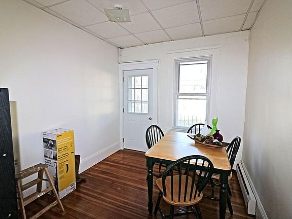 5th image of 100 Quincy Ave APT 4