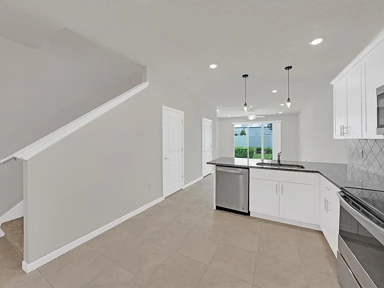 2906 Deer Pine Trl — Photo 10