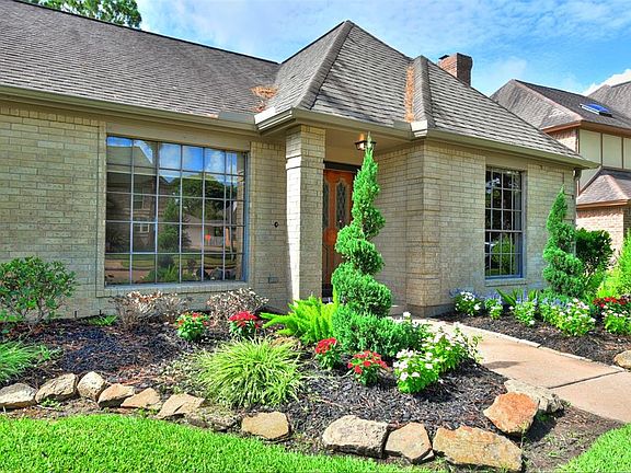 4th image of 22515 Wildwood Grove Dr